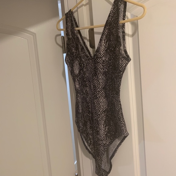 Abound snakeskin bodysuit - Picture 3 of 3